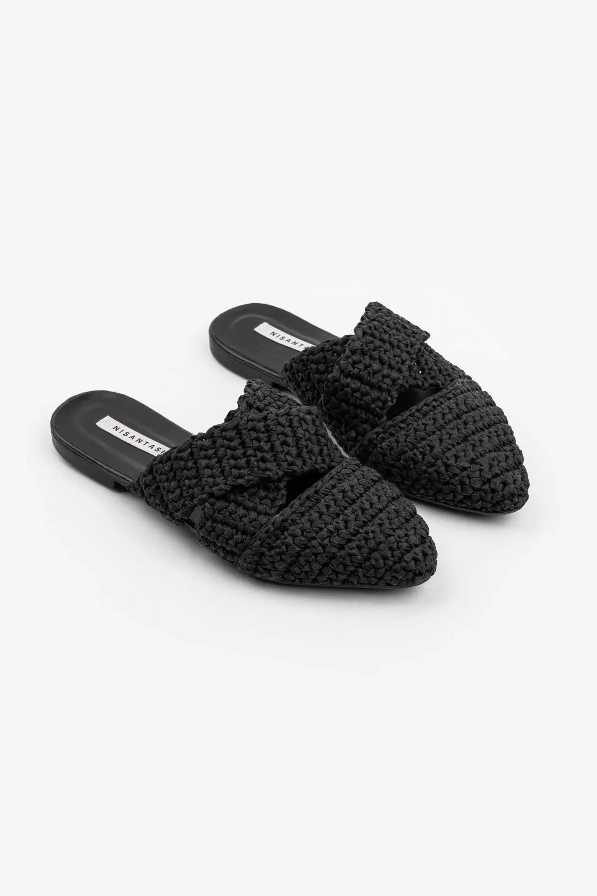 NİŞANTAŞI SHOES  Schwarze, gestrickte Laila-Damenhausschuhe mit Kreuzbanddetail
