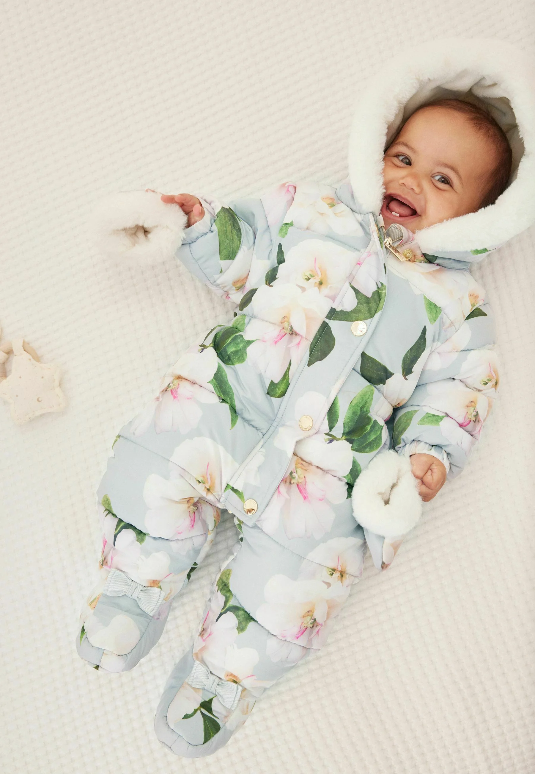 Baker by Ted Baker RESISTENTE A LA DUCHA FLORAL - Traje de nieve