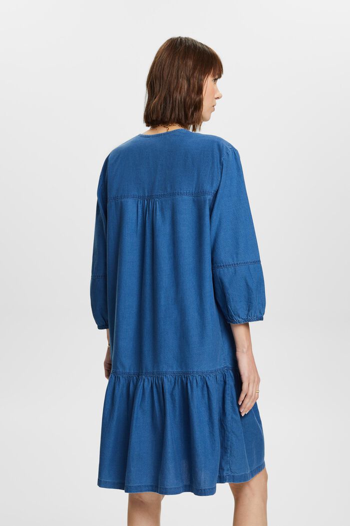 Chambray-Kleid mit Rüschen- und Binde-Details