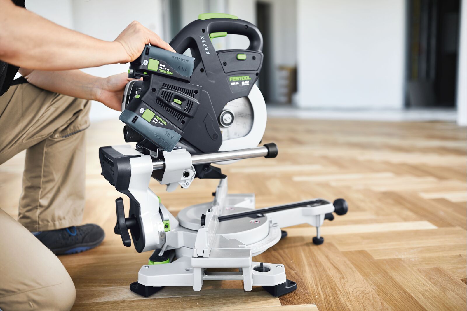 Festool 577775 Akumulátorová pokosová pila KAPEX KSC 60 EB-Basic