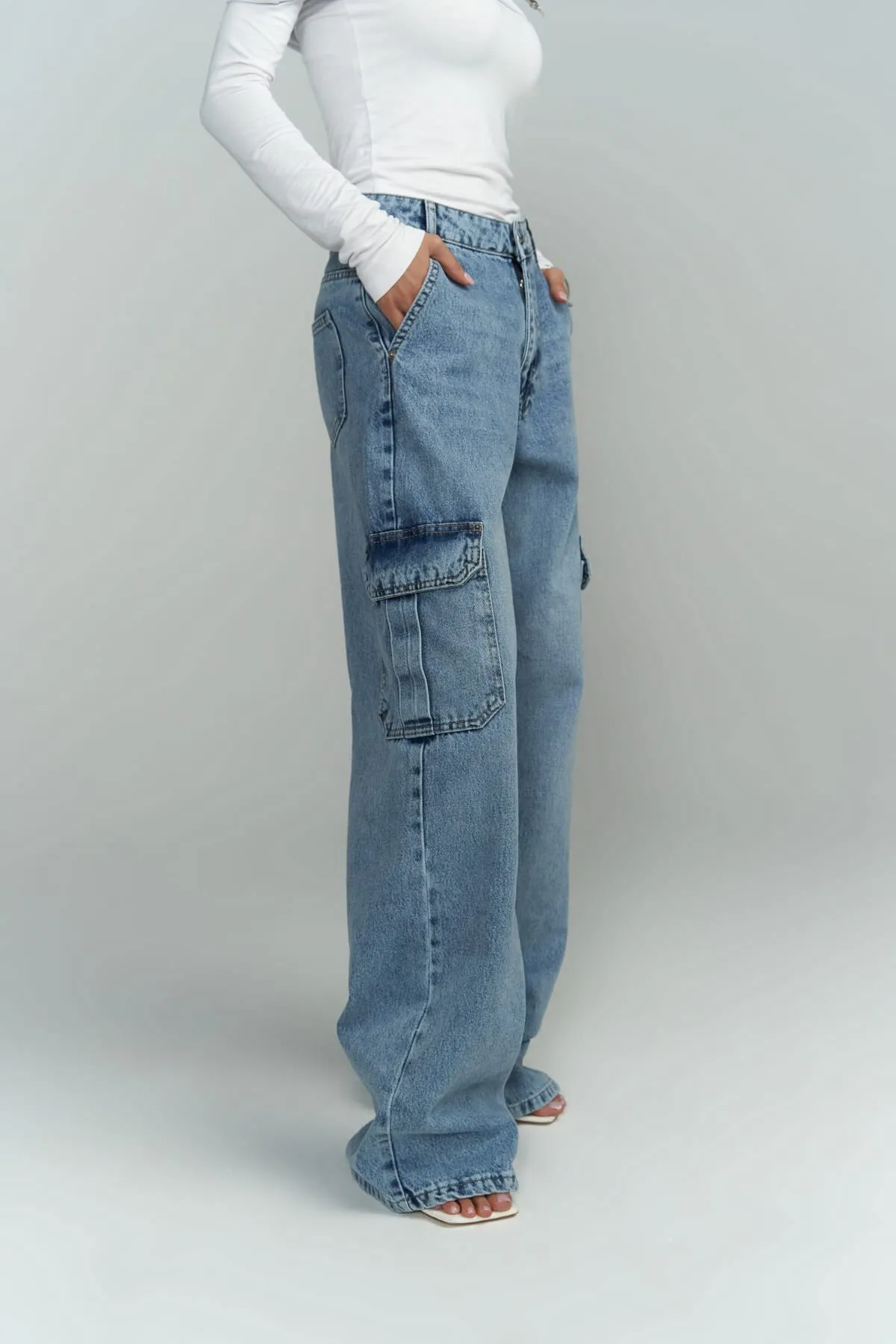 MAİ COLLECTİON  Montes – Blaue Cargo-Jeanshose