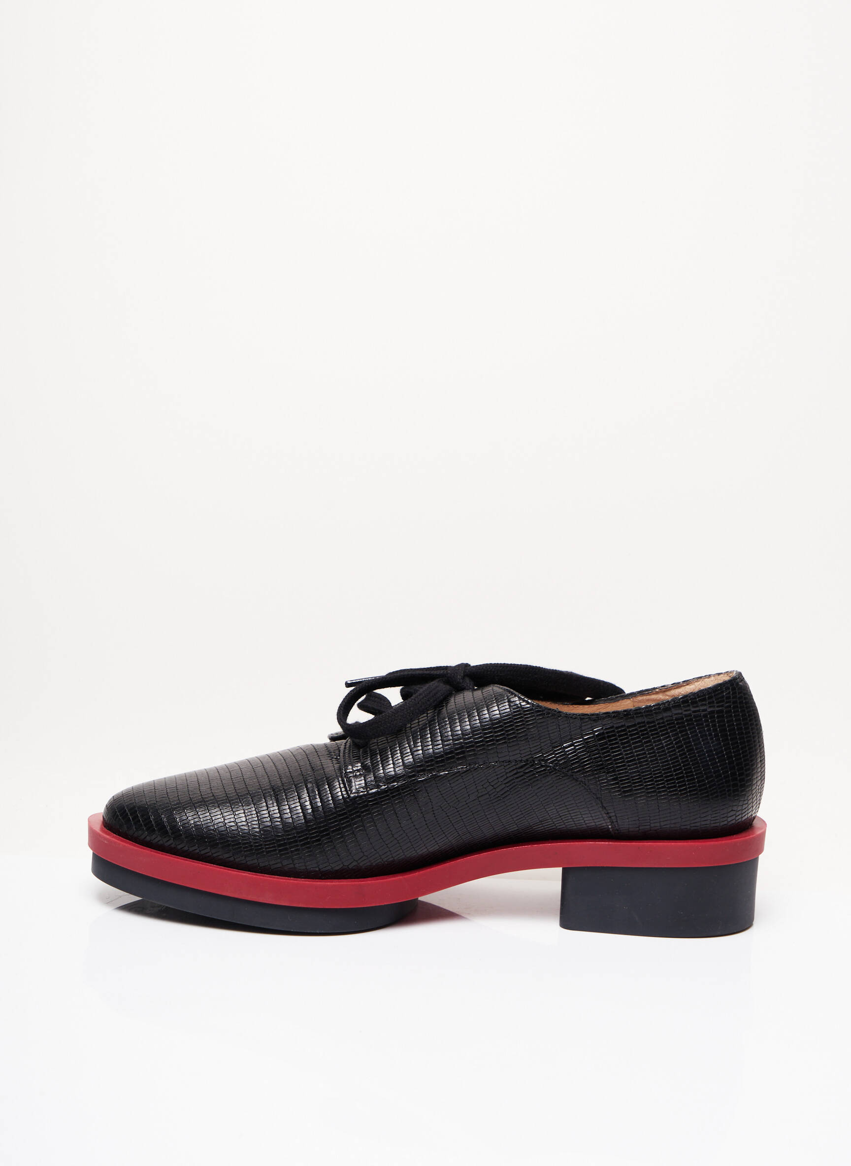 Gadea Derby Femme couleur noir