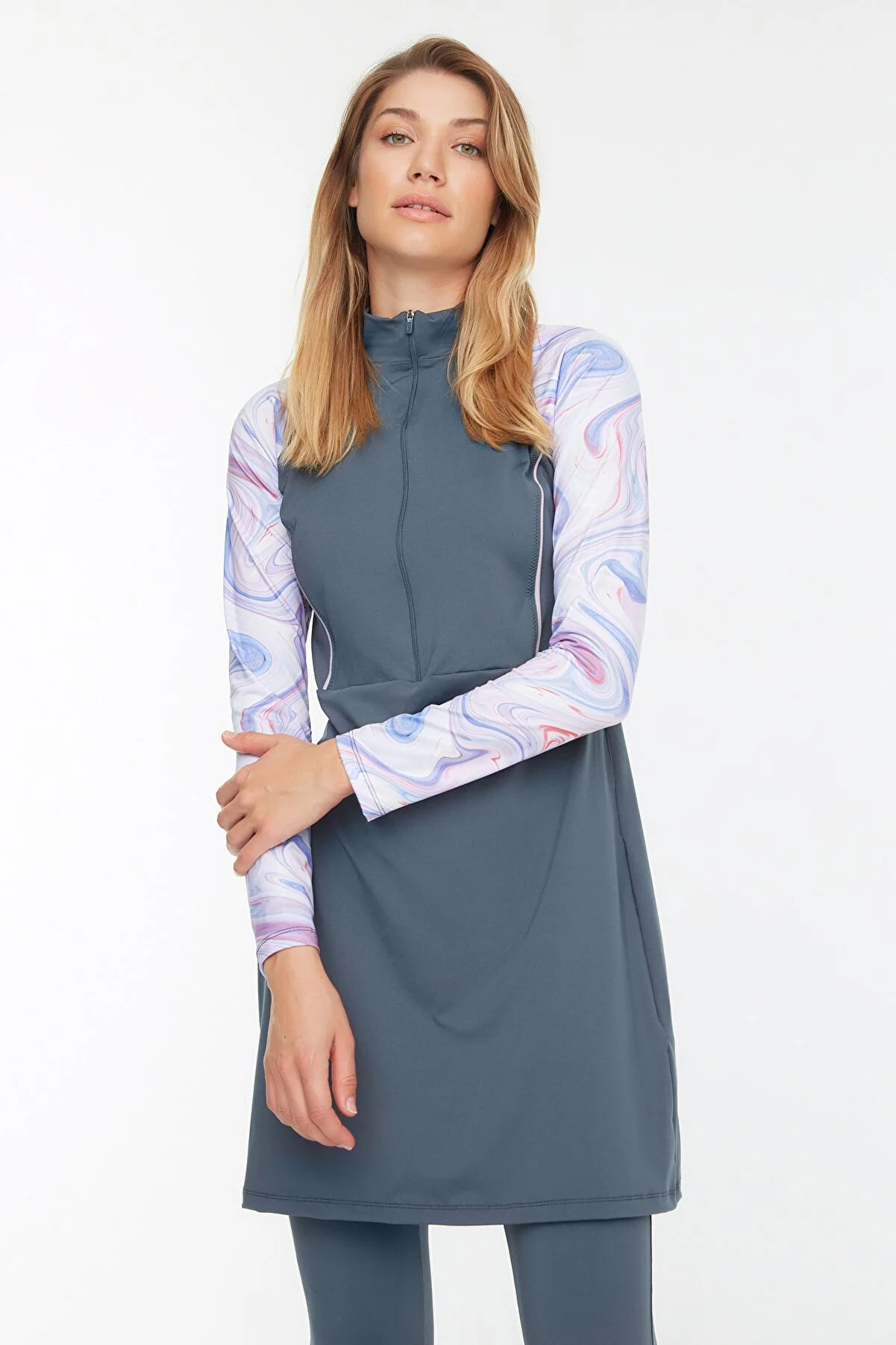 Trendyol Modest  3-teiliges graues Langarm-Surf-Badeanzug-Set - TCTSS22CF0021