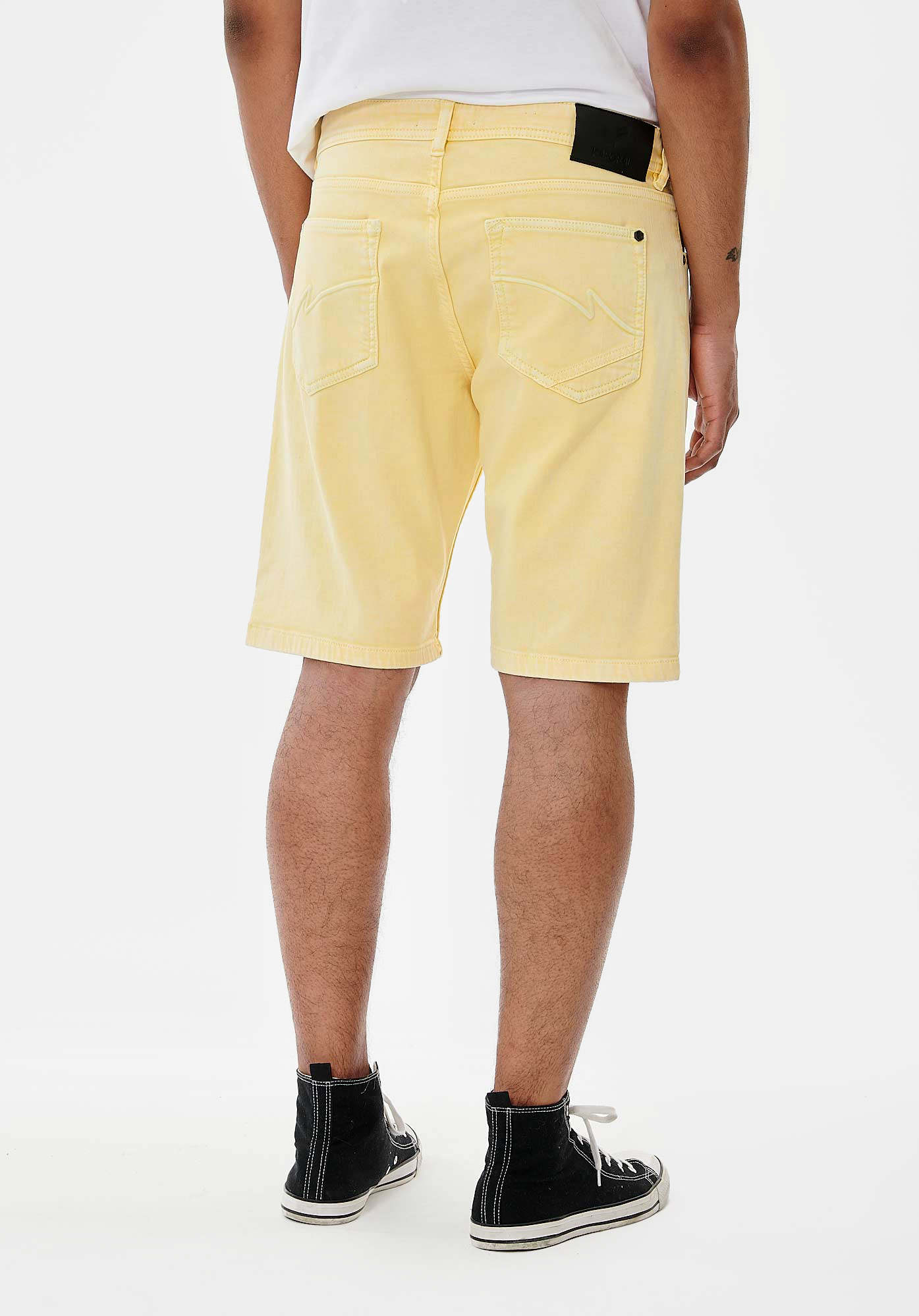 VIXTO  Short straight jaune Homme