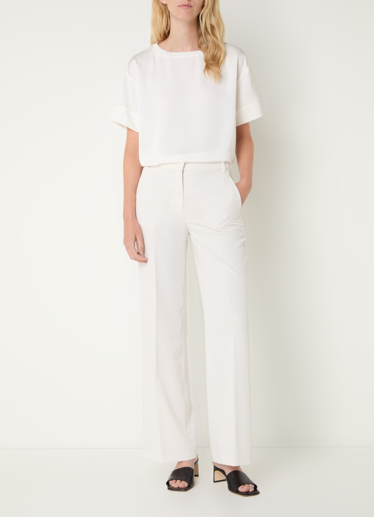 Top Sisley din satin cu decolteu rotund.