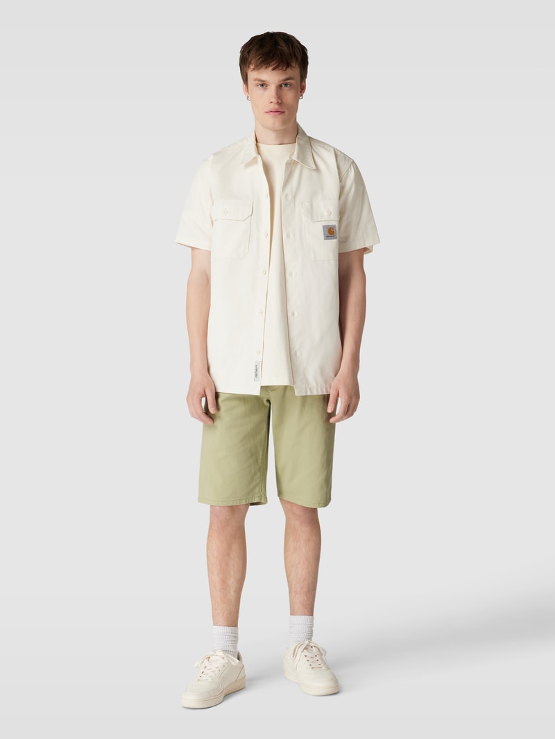 Chino-Shorts mit Gürtel Modell 'WILL' in hellgrün