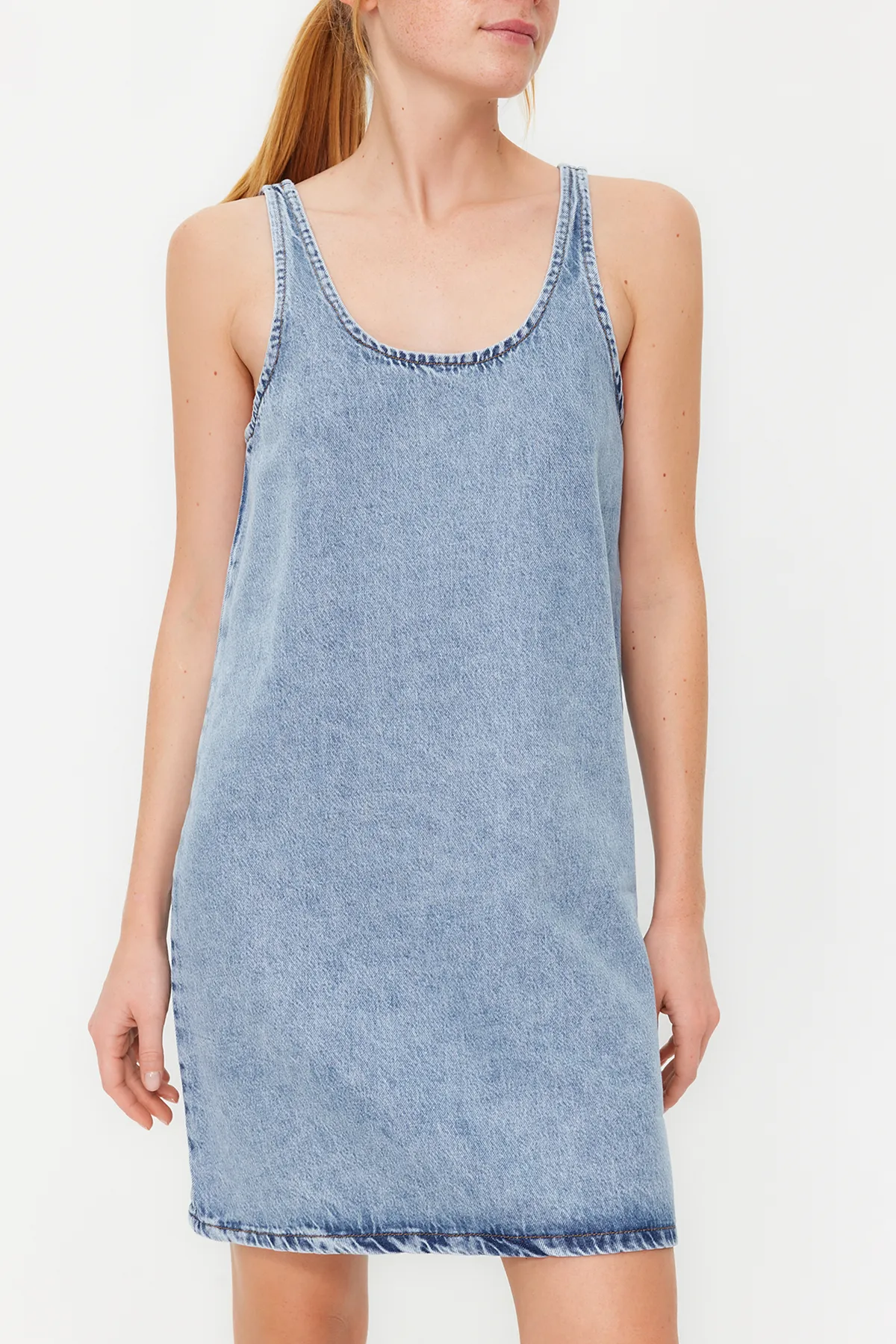 Trendyol Collection  Blaues Oversize-Mini-Jeanskleid TWOSS24EL00015