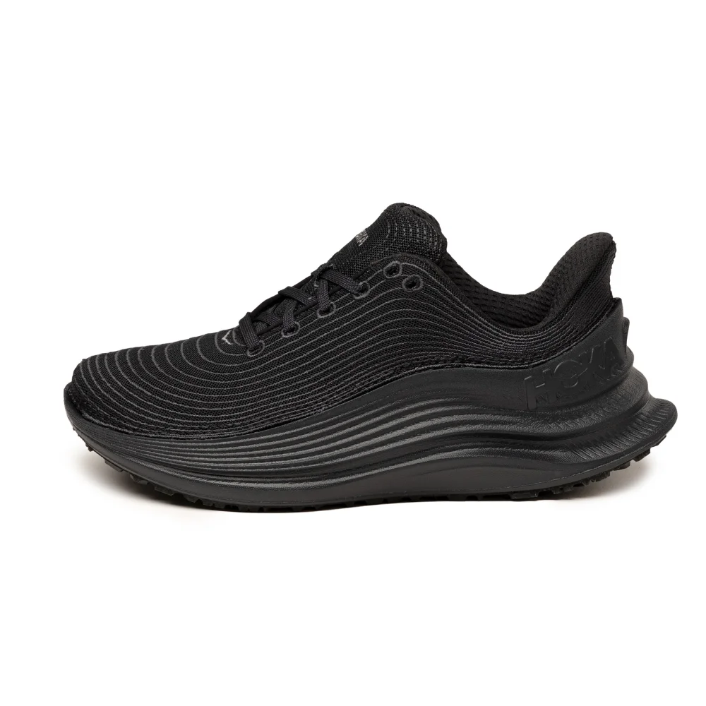 Hoka Thoughtful Creation 1131058-BBLC / schwarz