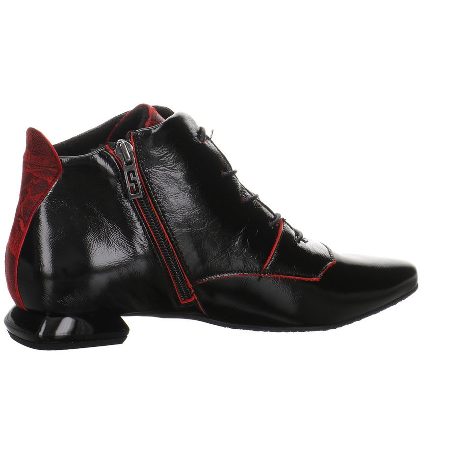 Simen Stiefelette