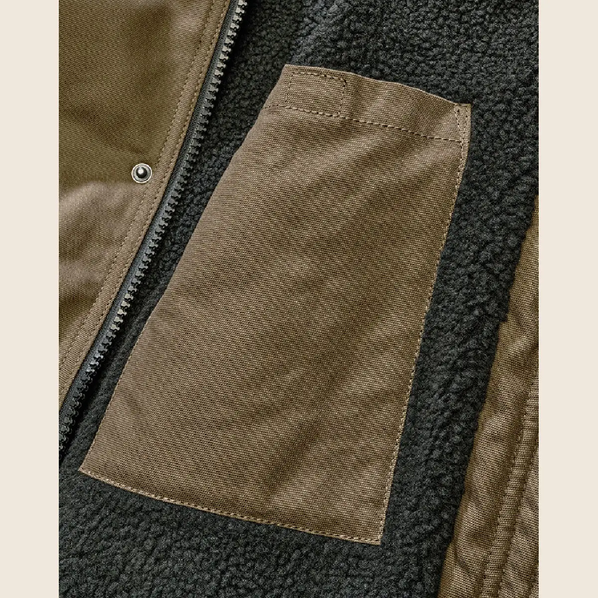 Essential Jacket oliv