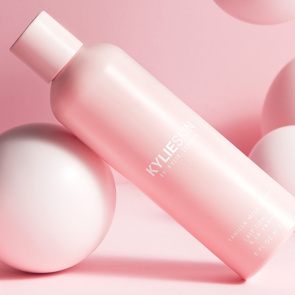 kylie by kylie jenner Lait Tonique à la vanille Tonique