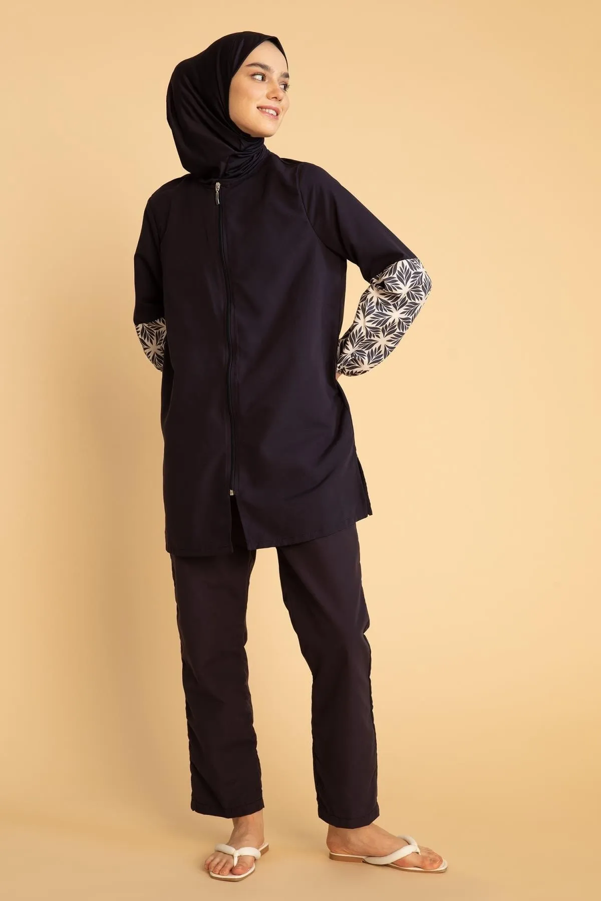DeFacto  Burkini im 4er-Pack mit wasserabweisendem Muster und normaler Passform