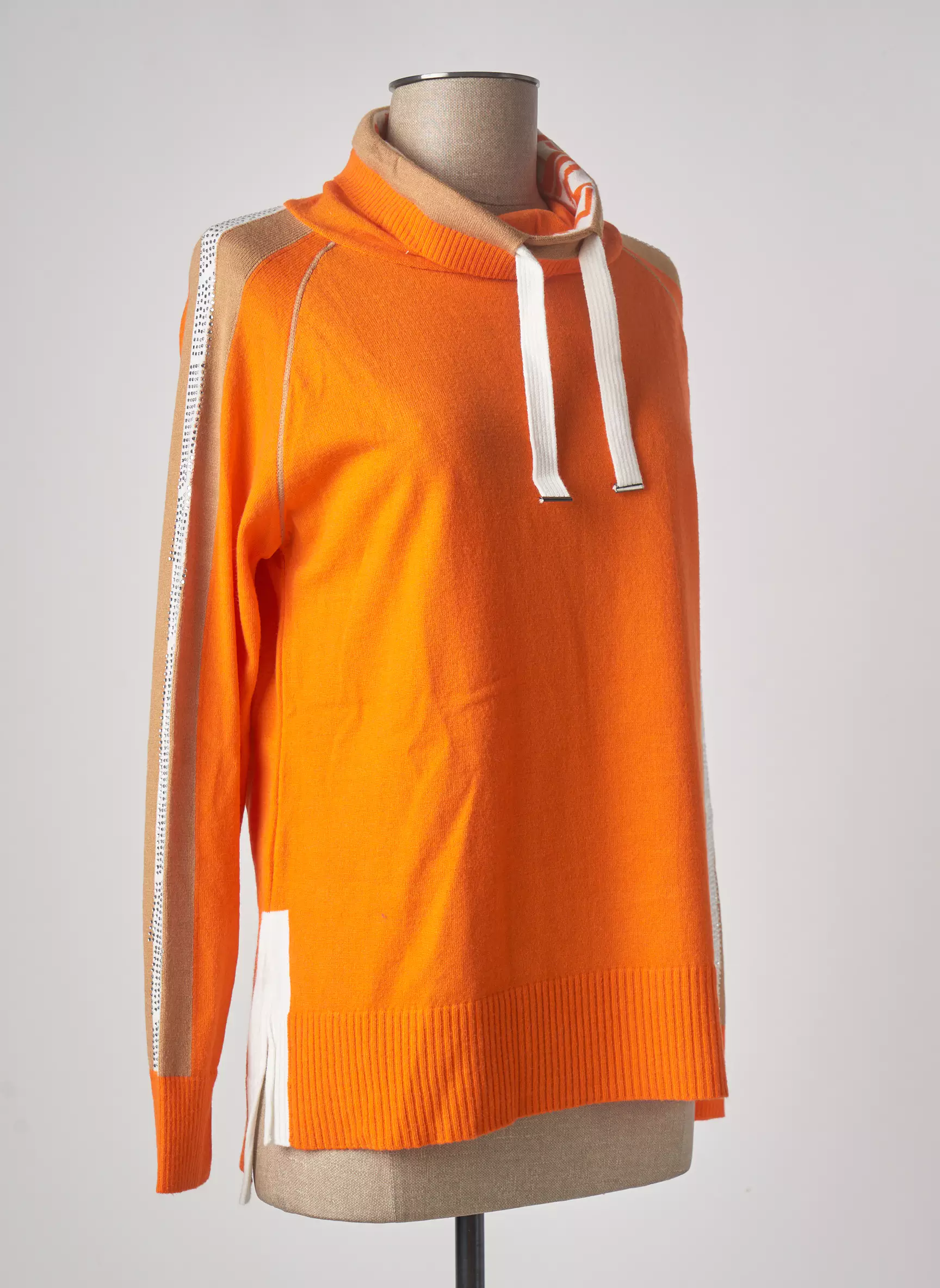 Pame Carrioni Pulls Femme couleur orange