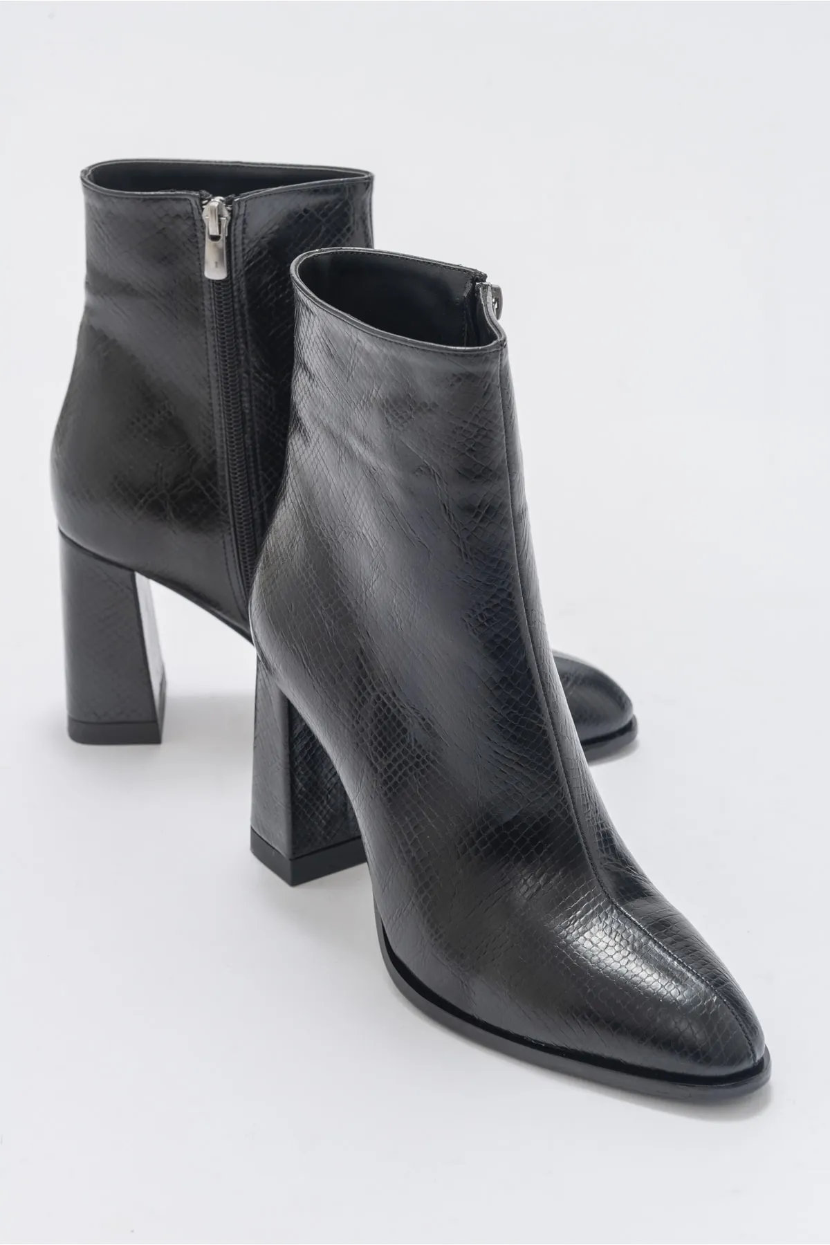LuviShoes  Jewel Black Print Damen-Stiefel mit Absatz