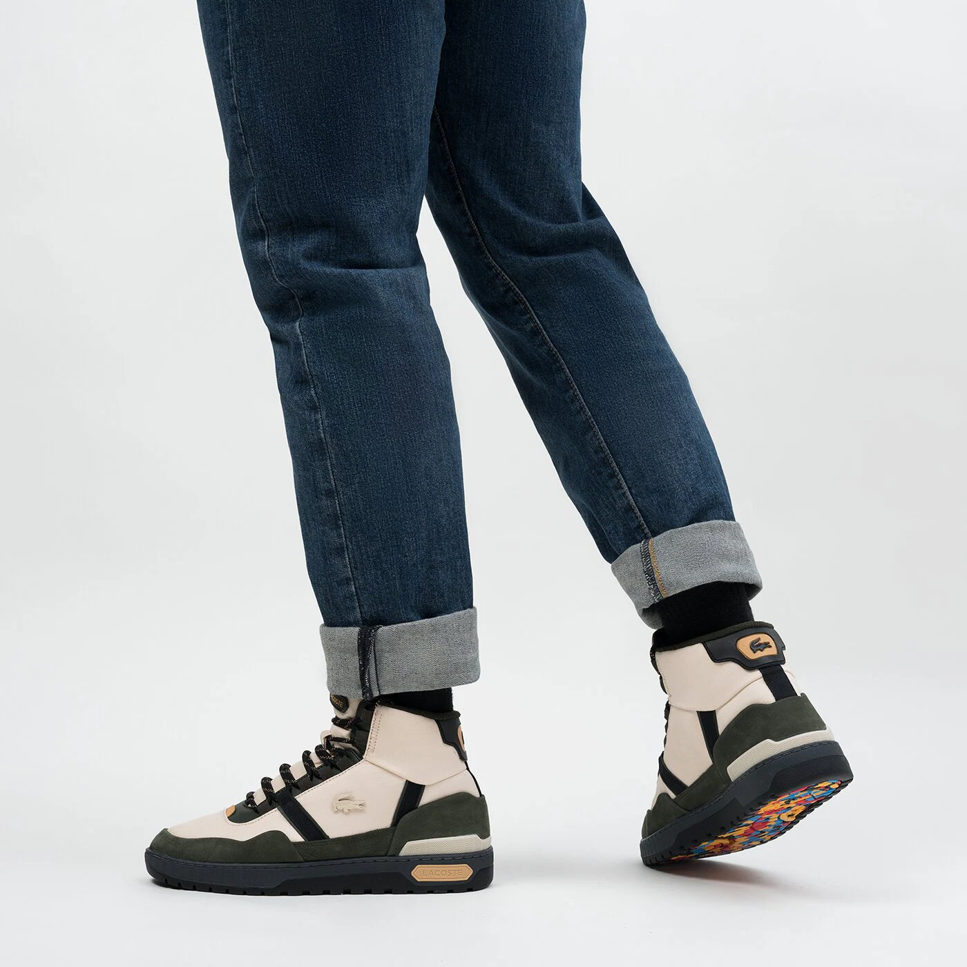 LACOSTE T-CLIP WNTR MID 222 2 Beige