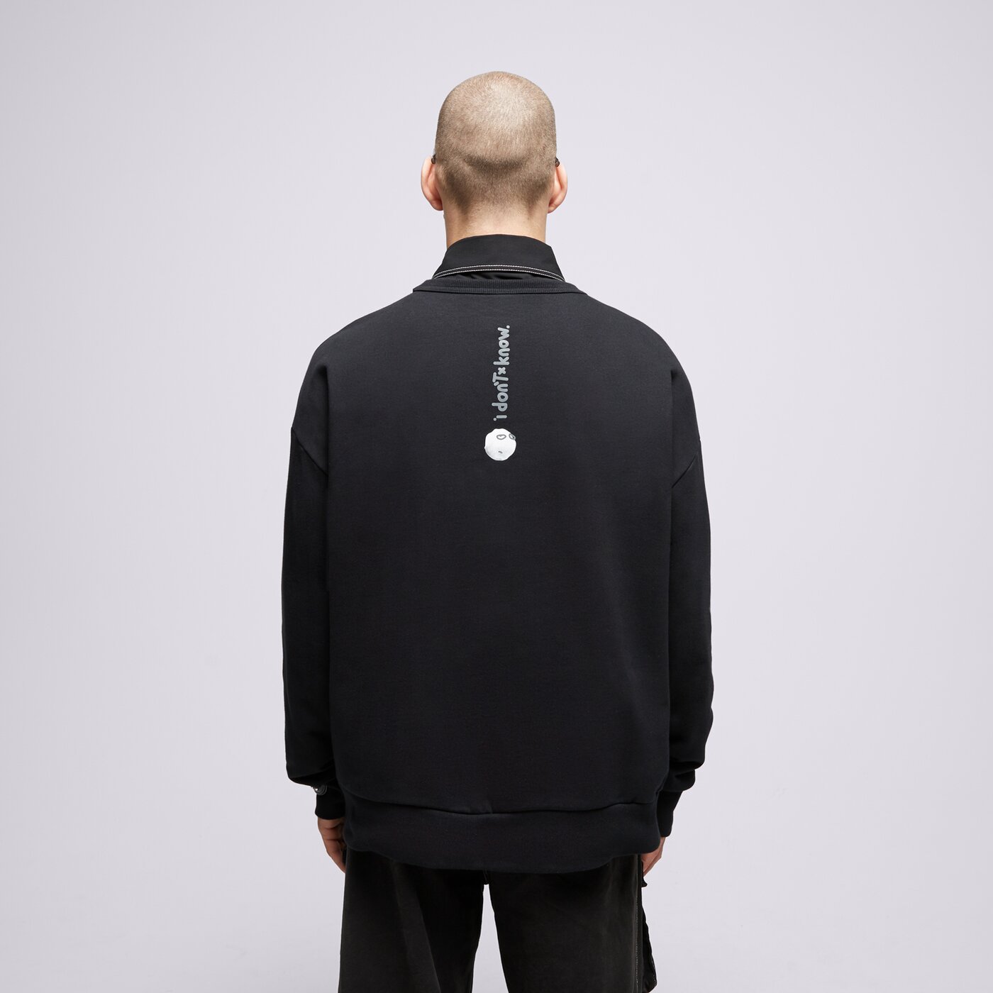 S.NOW JOB SIZEER CREWNECK “I DON'T KNOW” BLACK Schwarz