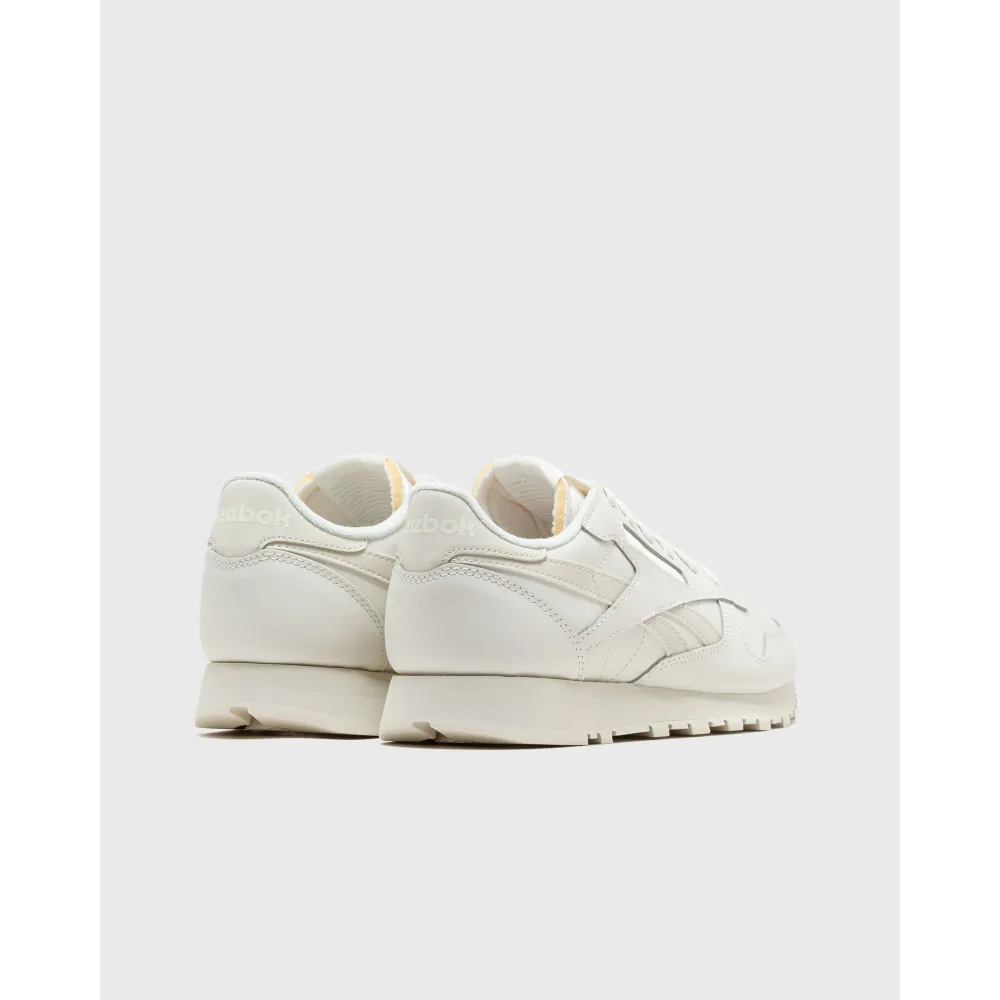 Reebok Leather CLASSIC IG9482 / weiss