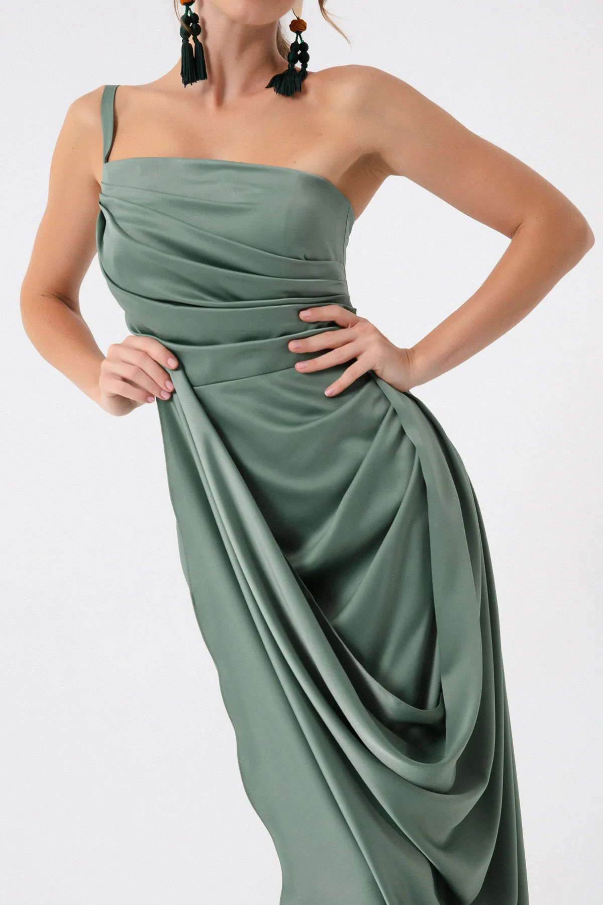 Lafaba  Türkisfarbenes One-Shoulder-Abendkleid und Abschlusskleid aus Satin für Damen