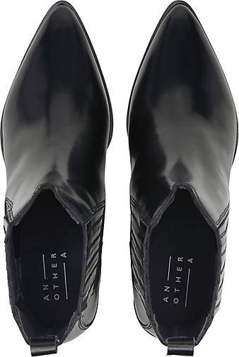 Another A Stiefelette