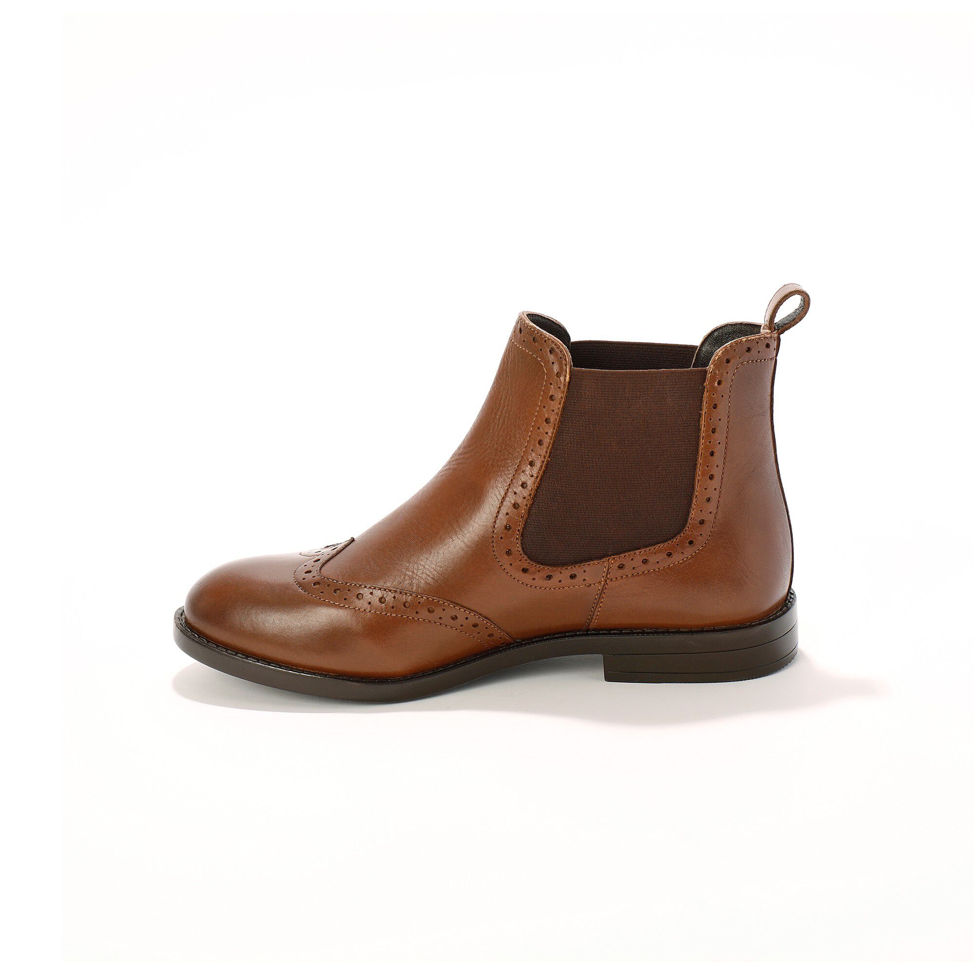 Boots perforées en cuir