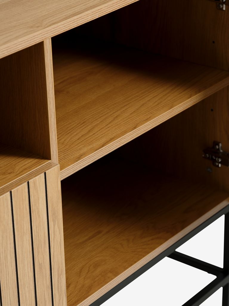 Commode HEMDRUP, 2 portes, 1 tiroir, coloris chêne