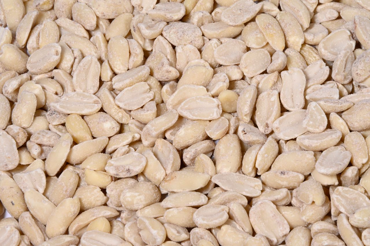 dobar Erdnusskerne 7 Beutel a 1kg