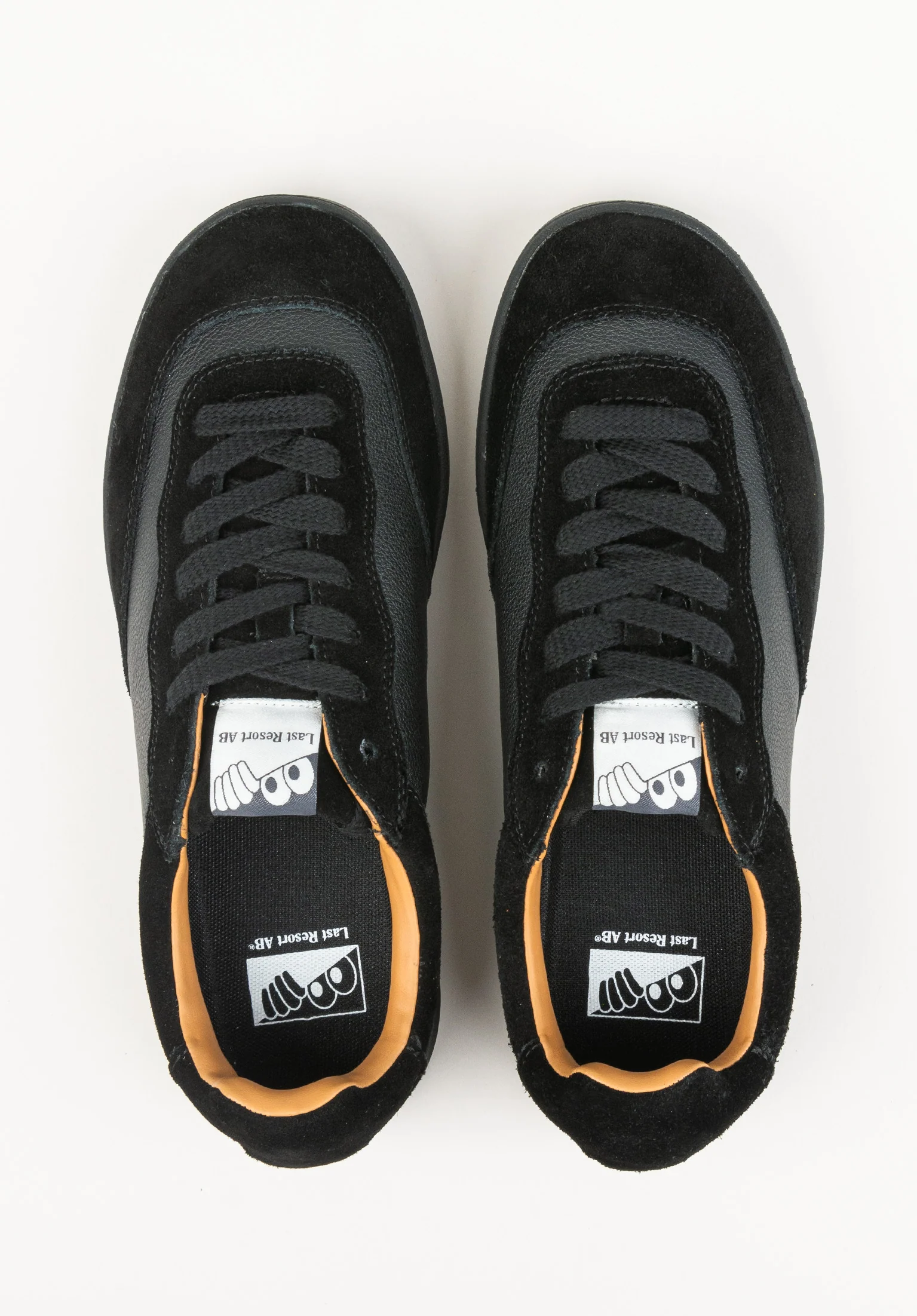 CM001 Low Suede