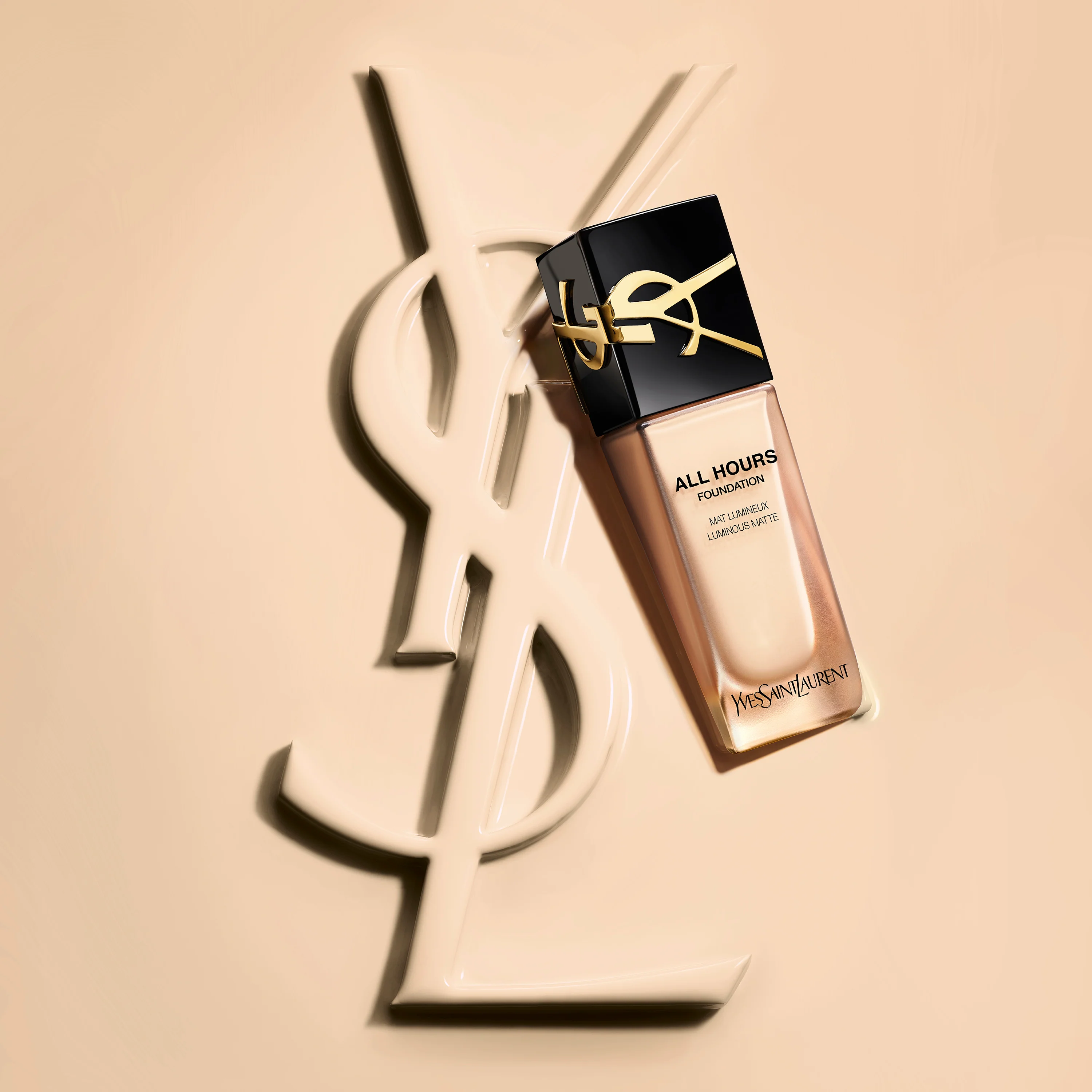 Base de maquillaje líquida All Hours Face Foundation