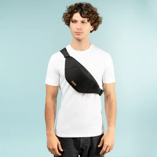 Berlin Medium Black Fanny Pack