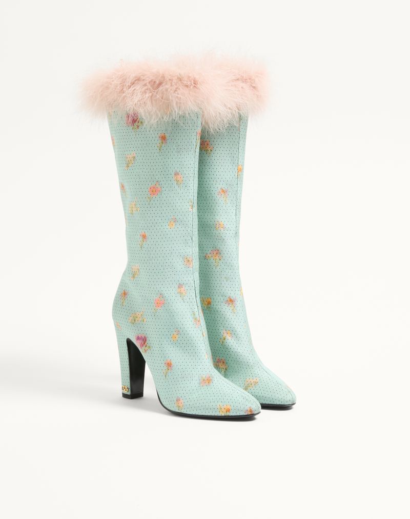 Bota Hotty em tecido chinês com estampa de flores, bolinhas e penas, 100mm