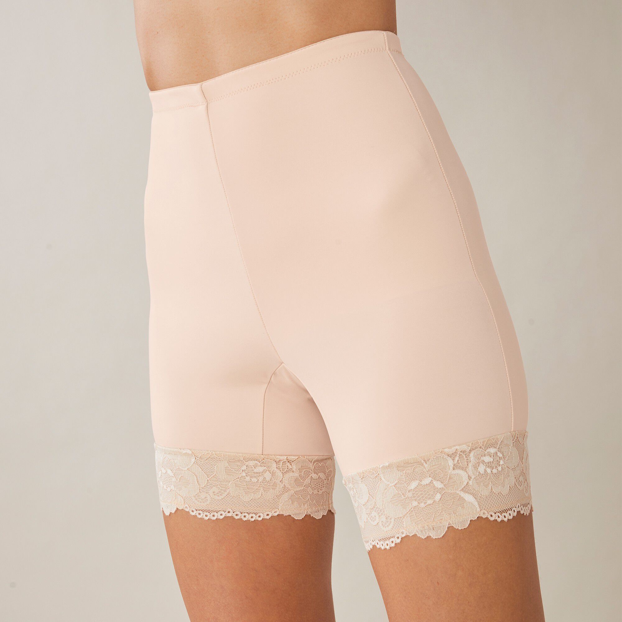 Panty microfibre et dentelle