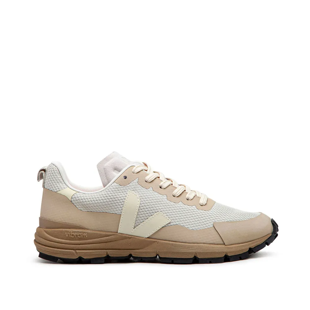 VEJA WMNS Dekkan Alveomesh DC1803548A / braun