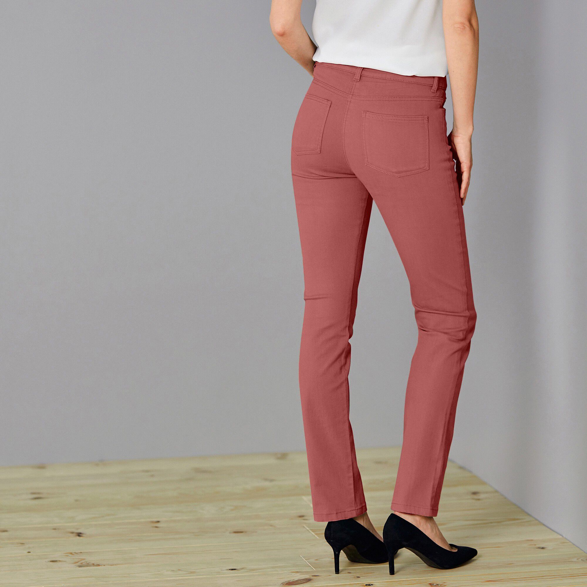 Pantalon droit gainant