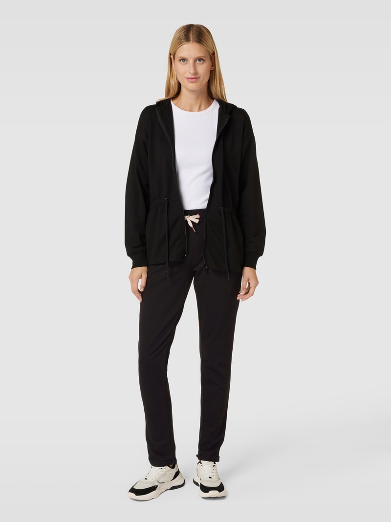 Sweatpants mit seitlichen Eingrifftaschen in schwarz