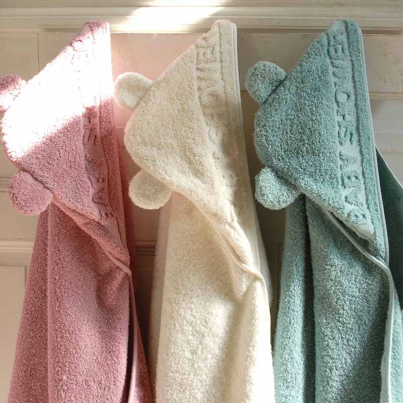 Cape de bain à oreilles Baby Shower vieux rose