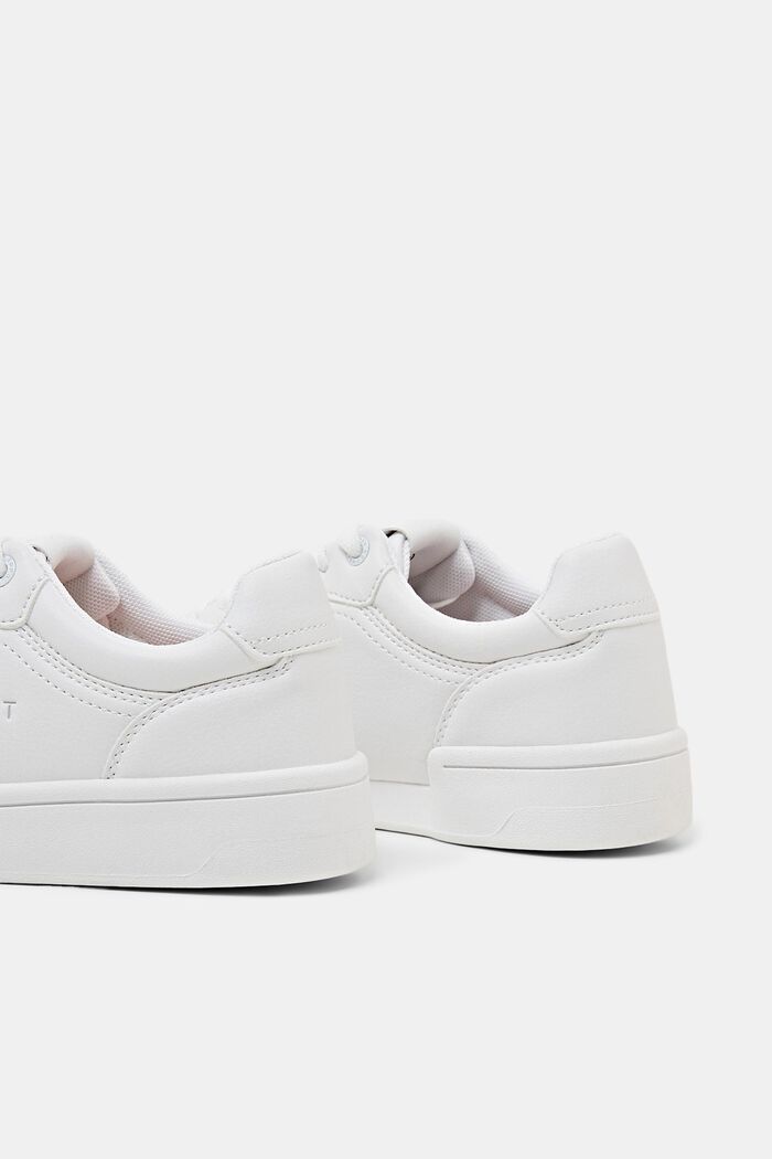 Sneakers aus veganem Leder