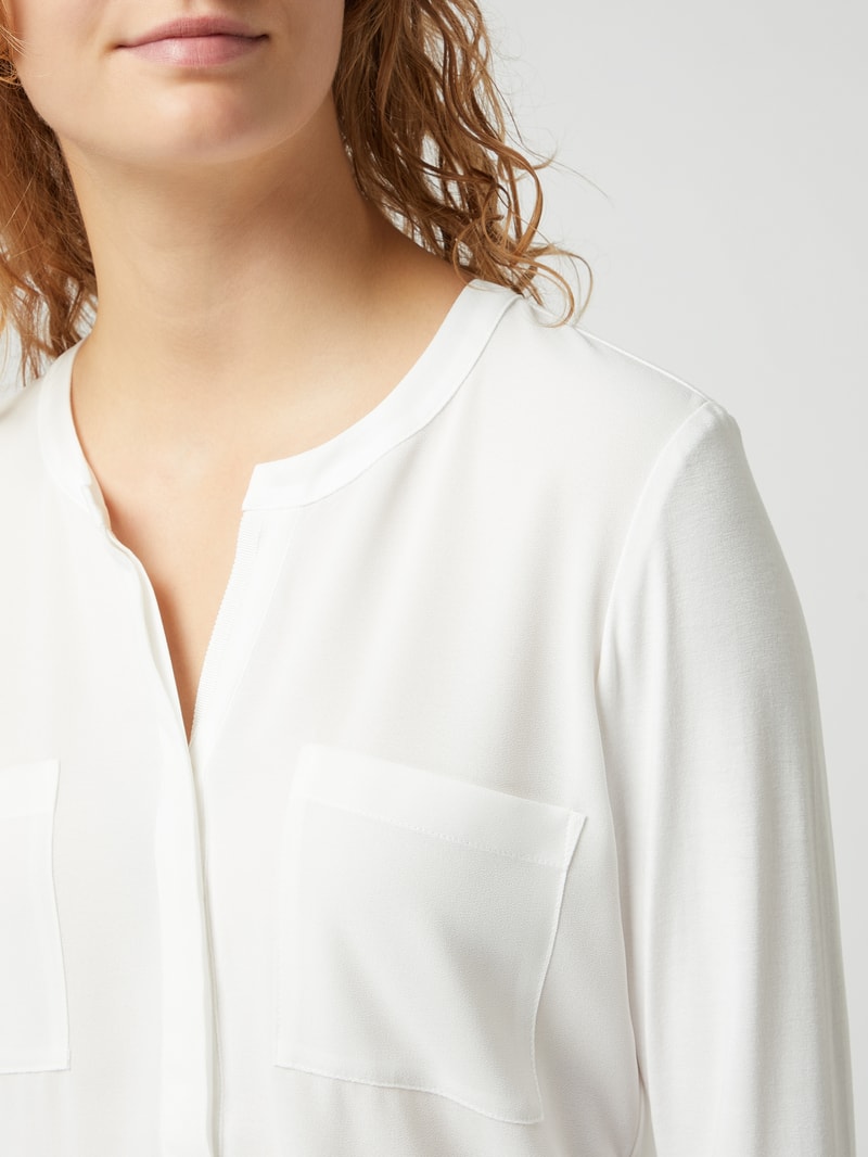 Blusenshirt aus Krepp in offwhite