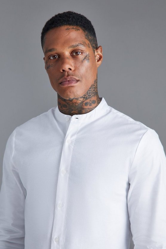 Langärmliges Slim-Fit Hemd mit Grandad-Kragen