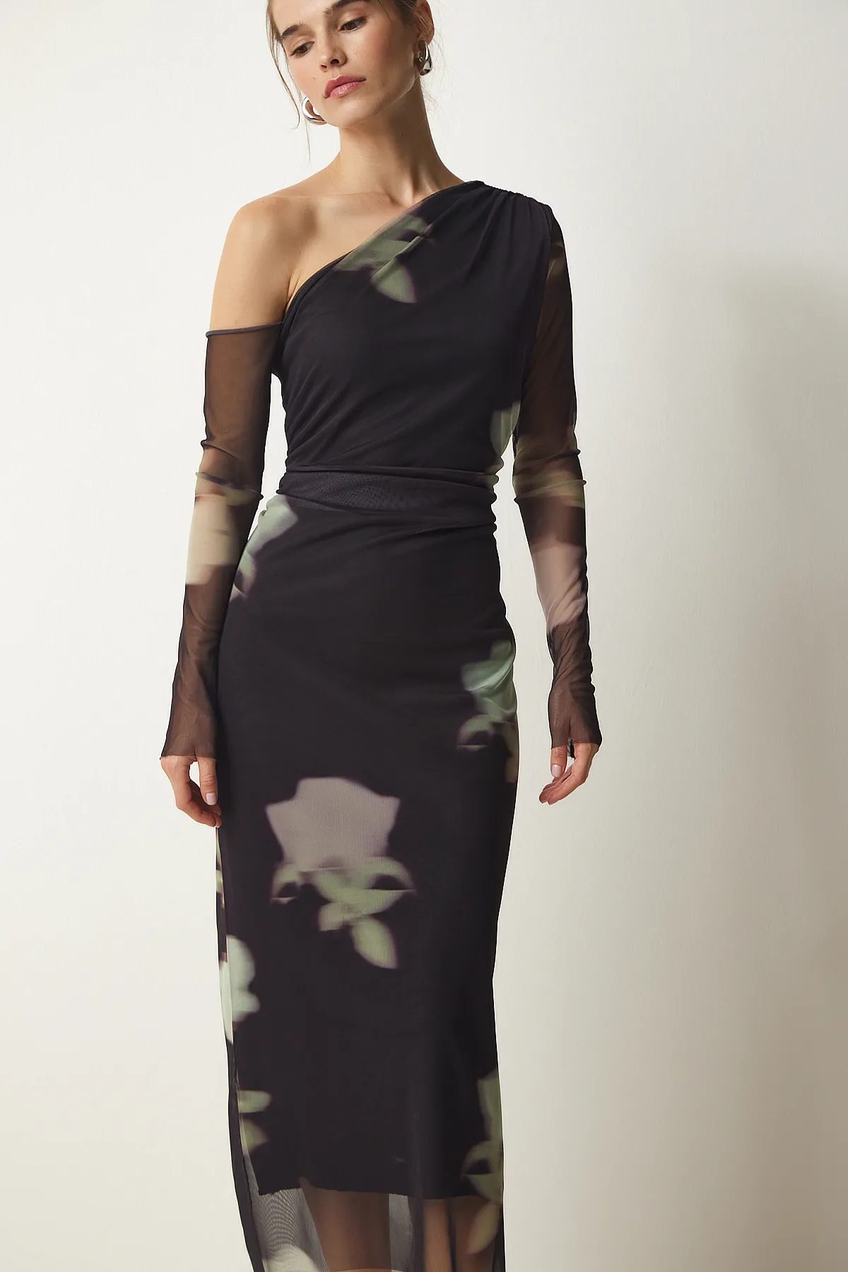 Happiness İstanbul  Schwarzes One-Shoulder-Chiffonkleid mit Muster für Damen DP00192