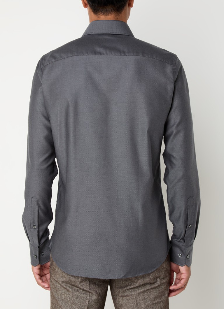 Cămașă Michaelis slim fit, rezistentă la șifonare și cu dungi imprimate.
