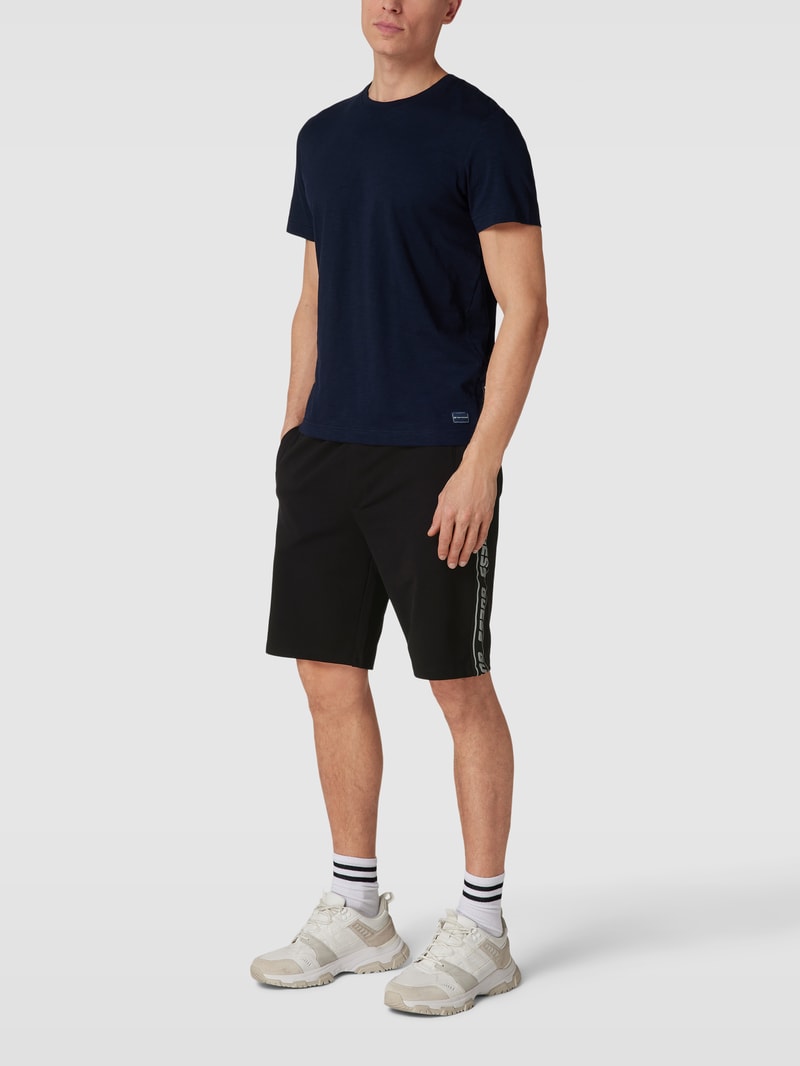 Sweatshorts mit Galonstreifen in schwarz