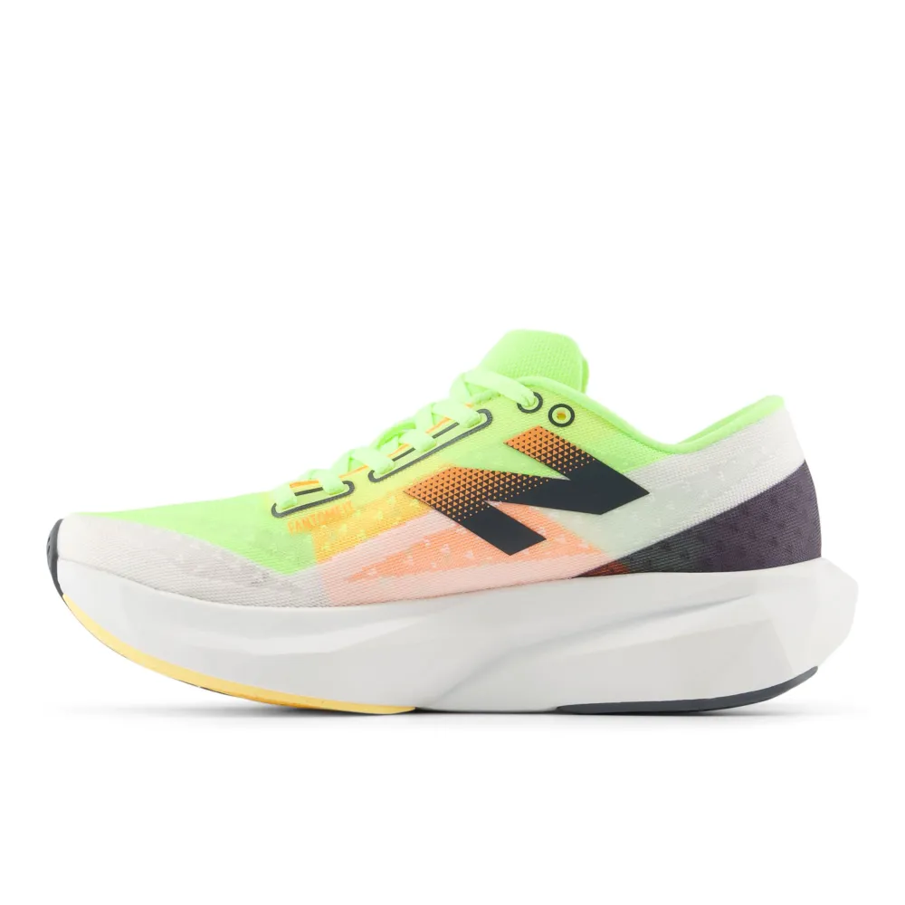 New Balance FuelCell Rebel v4 Bleached Lime MFCXLL4 / weiss