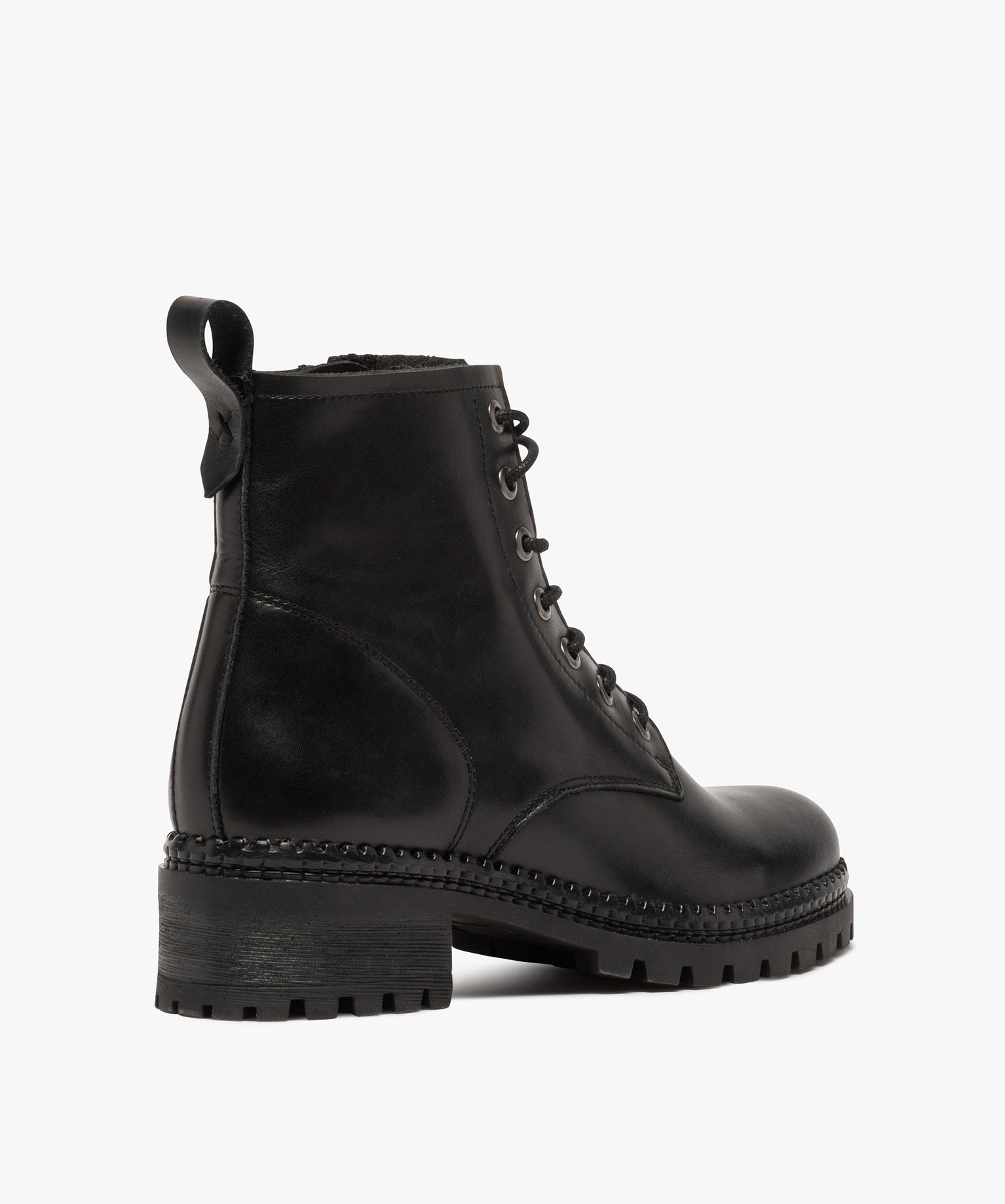 Boots femme dessus cuir uni à lacets et semelle crantée noir | GEMO