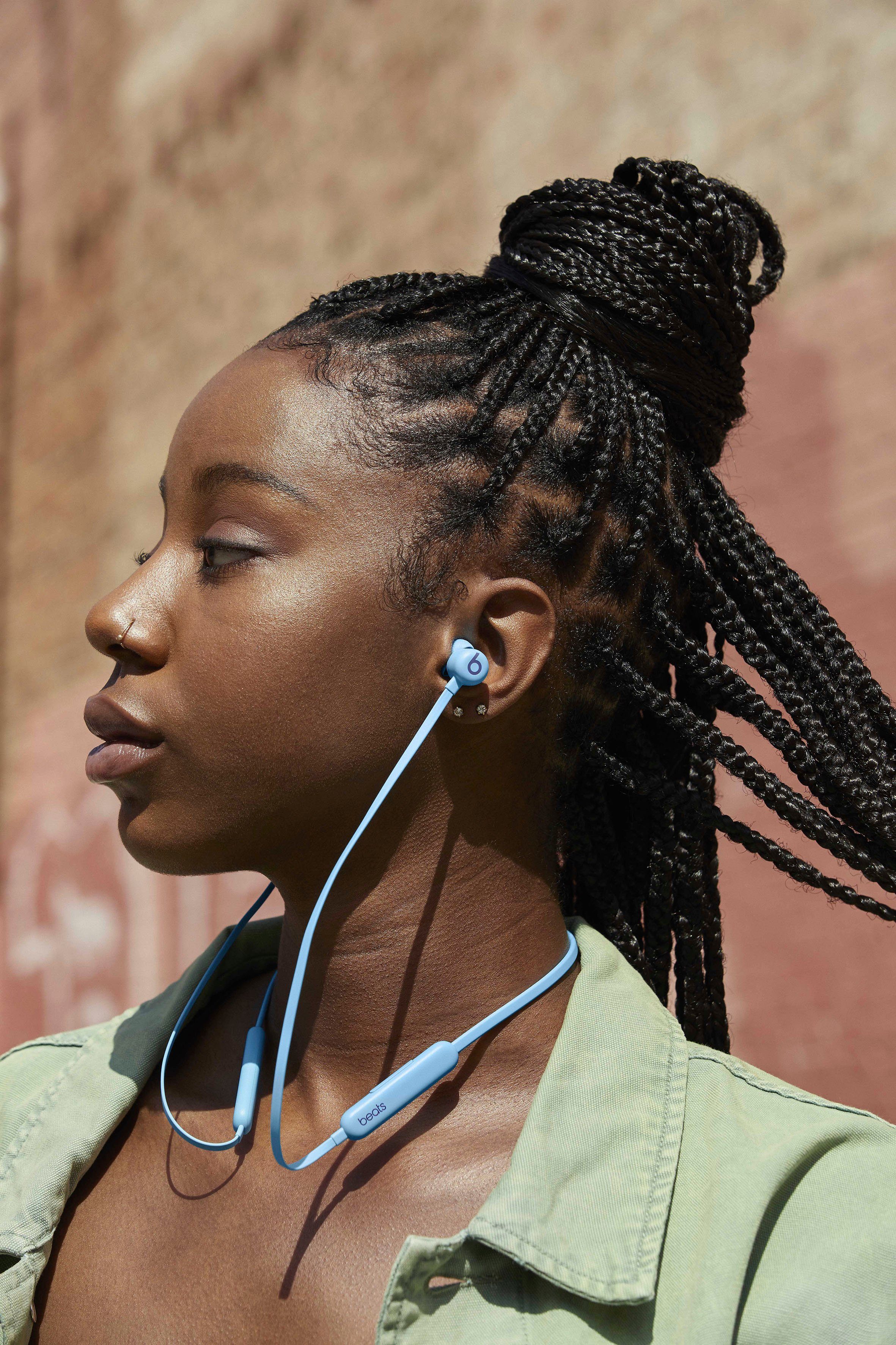 Beats by Dr. Dre Beats Flex wireless In-Ear-Kopfhörer (Freisprechfunktion, Rauschunterdrückung, Sprachsteuerung, Bluetooth, mit Apple W1-Chip)
