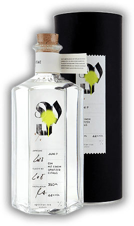 Spiritus Rex Juni P Gin 2023 0,35 Liter Spiritus Rex Juni P Gin 2023 0,35 Liter Gin mit einem Spritzer Citrus. Jahrgang 2023 - 0,35	 Liter - Vol 44%