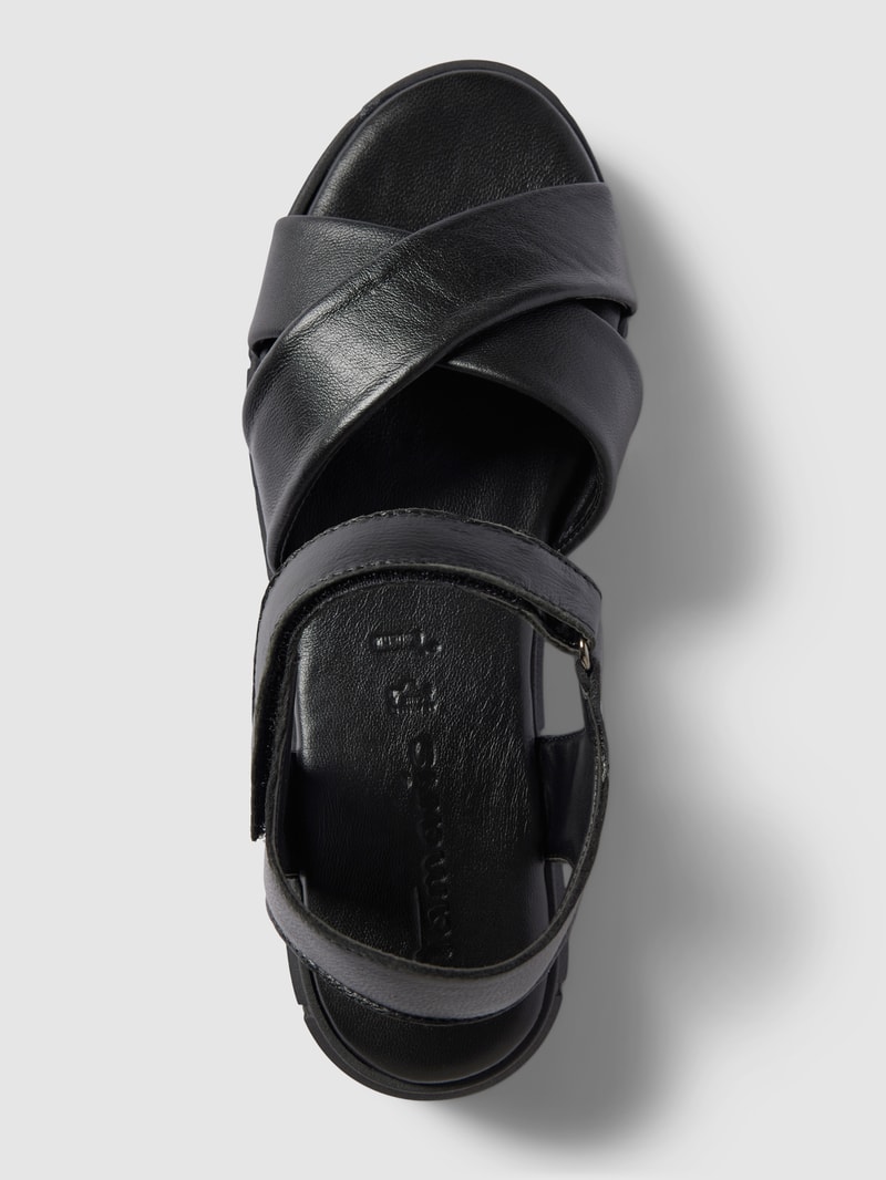 Sandalen mit Plateausohle in schwarz