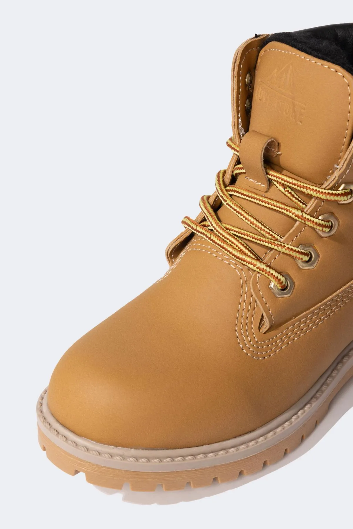 DeFacto  Jungen Stiefel aus Kunstleder mit gezackter Sohle B8342a823wn