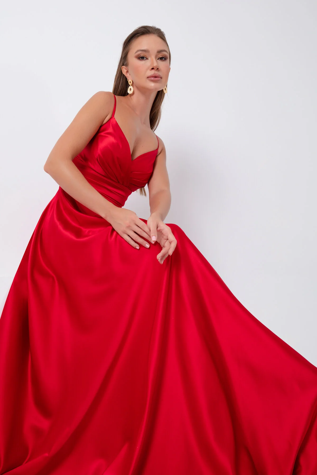 Lafaba  Langes Abendkleid aus Satin mit roten Seilträgern und Taillengürtel für Damen & Abschlussballkleid