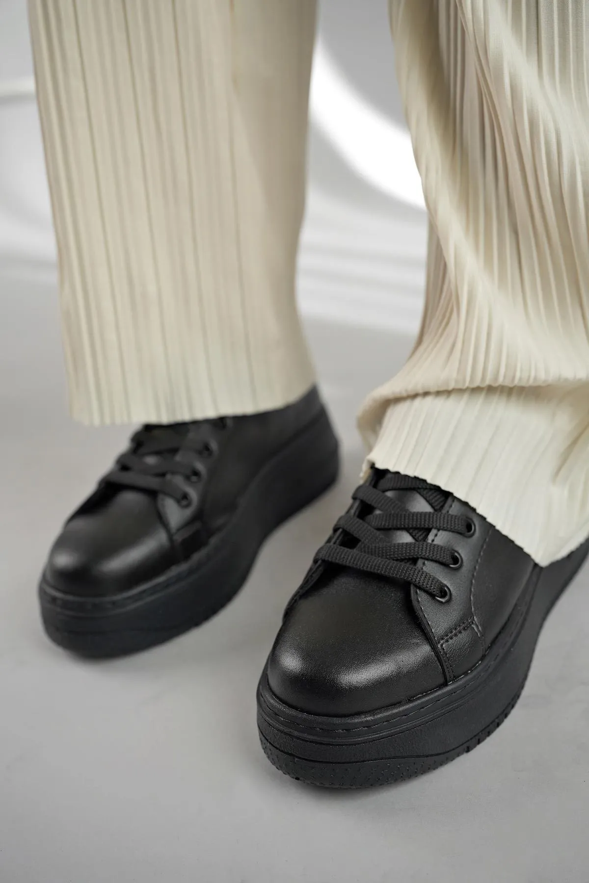MUGGO  Samba garantierte Damen-Sneaker-Sportschuhe mit hoher Sohle zum Schnüren