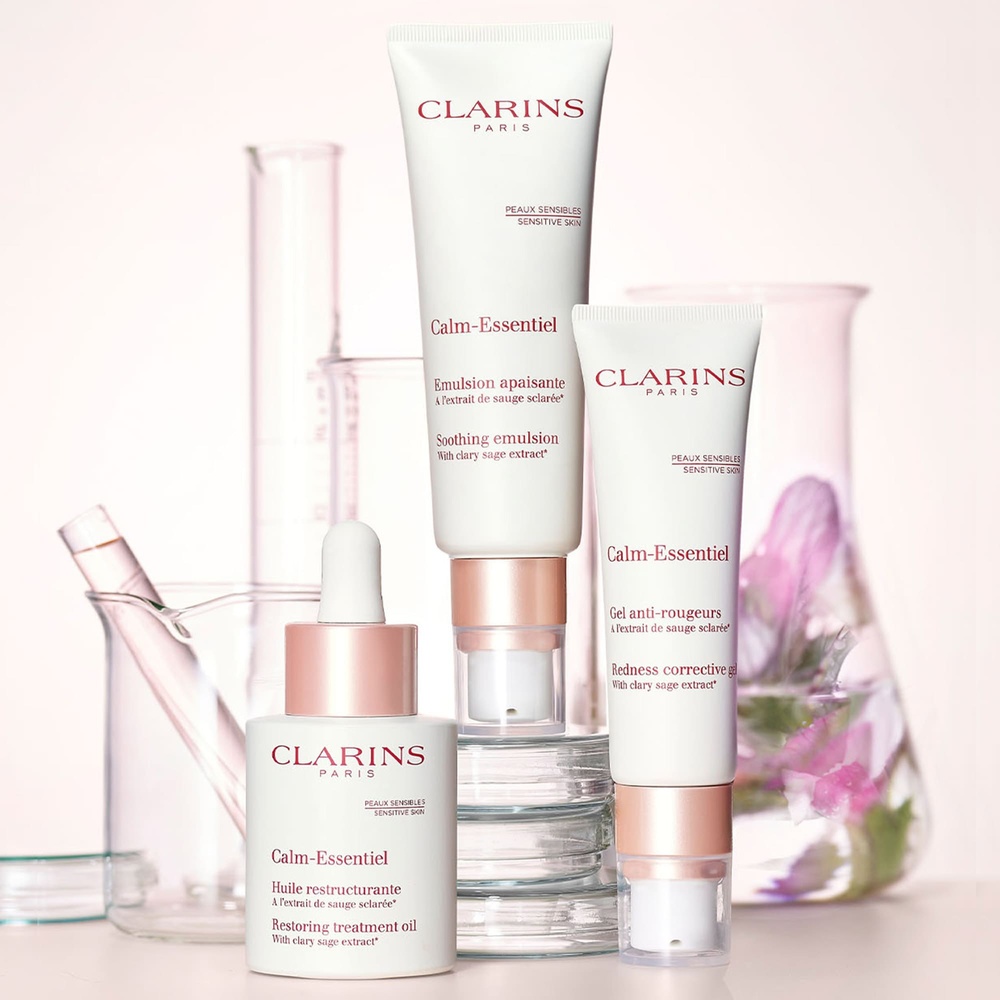 Clarins Calm-Essentiel  Emulsion Apaisante  A l’extrait de sauge sclarée* Soin visage peaux sensibles
